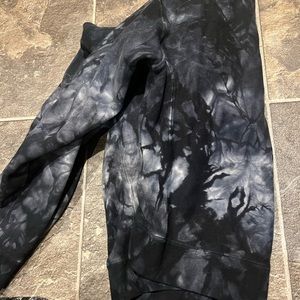 Champion women’s sweater- worn a handful of times